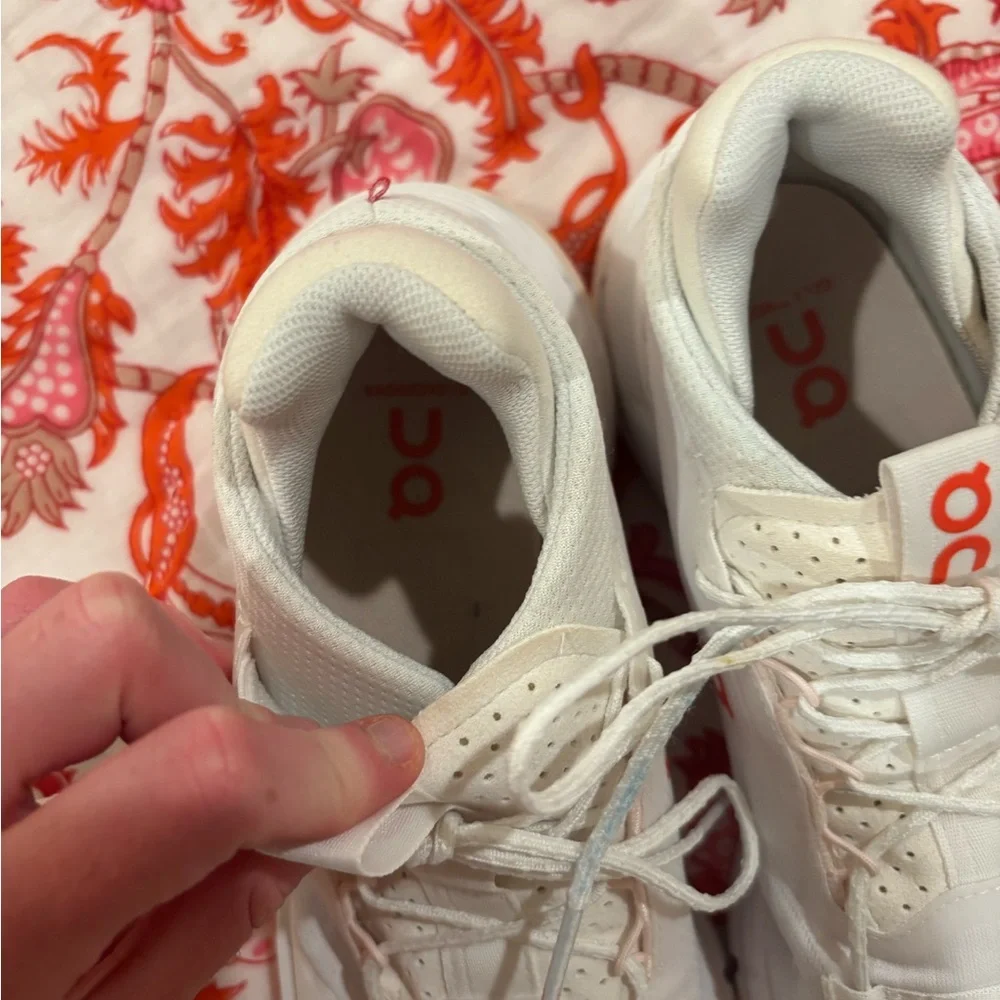 On Running White and Red Athletic Shoes - Picture 4 of 4